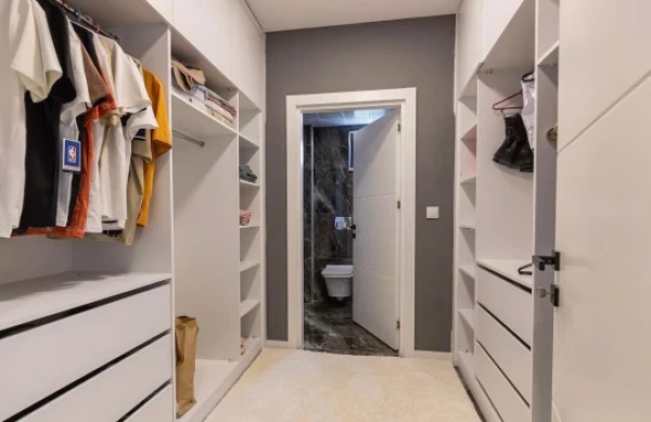 Resale property in Dosemealti (Antalya) - 240 sqm