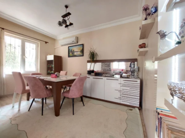 Resale property in Konyaalti (Antalya) - 130 sqm