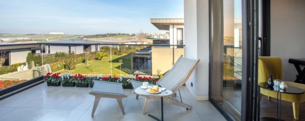 New-build property 3+1 in Istanbul - 311 sqm