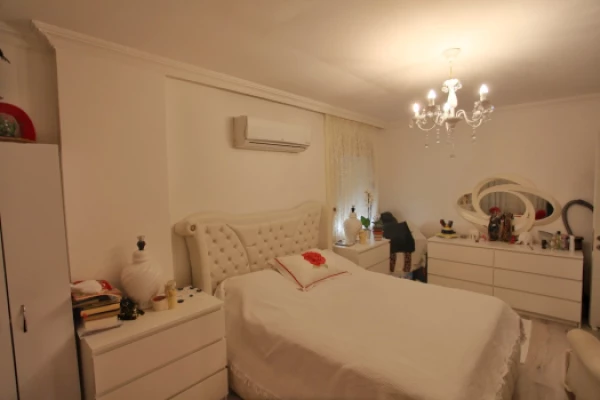 Resale property in Lara (Antalya) - 140 sqm