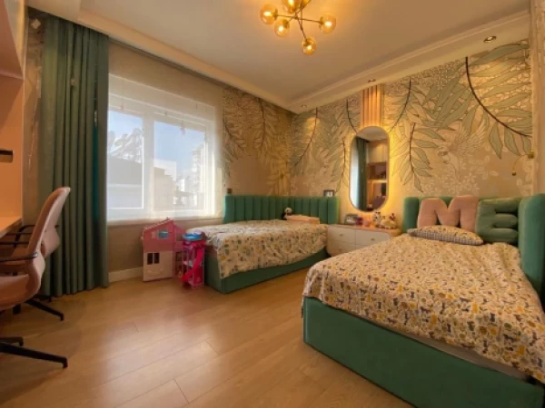 Resale property in Konyaalti (Antalya) - 180 sqm