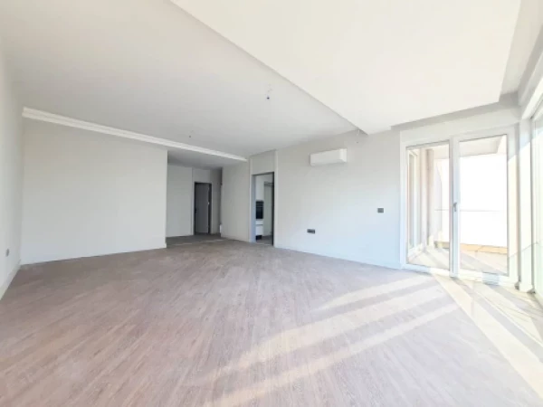 Resale property in Konyaalti (Antalya) - 130 sqm