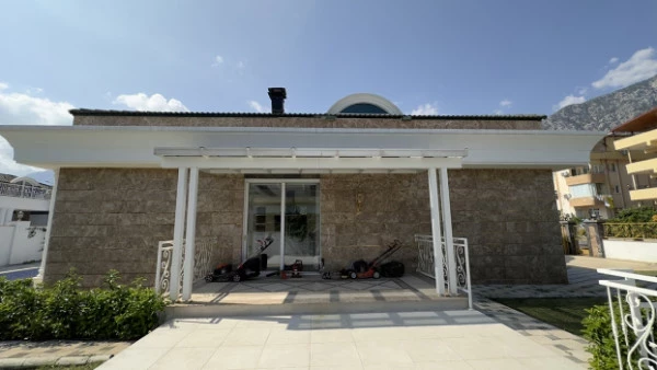 New-build property 5+2, 6+2 in Kemer - 850 sqm