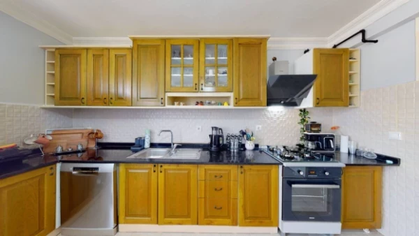 Resale property in Konyaalti (Antalya) - 280 sqm