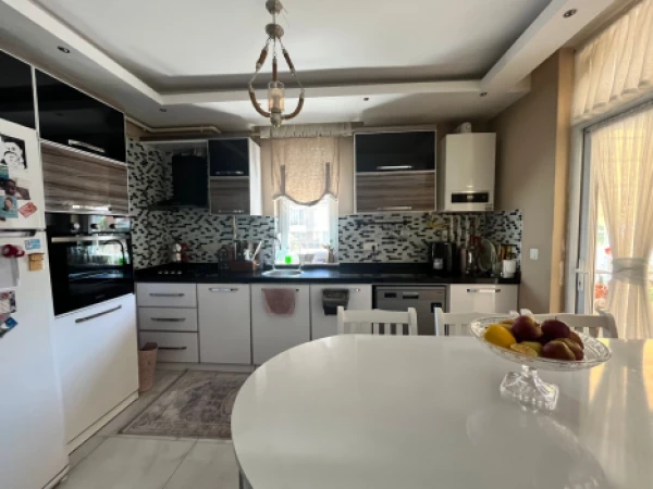 Resale property in Konyaalti (Antalya) - 90 sqm