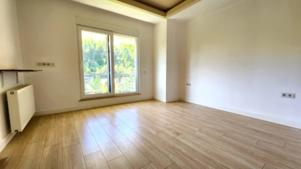 Resale property in Konyaalti (Antalya)