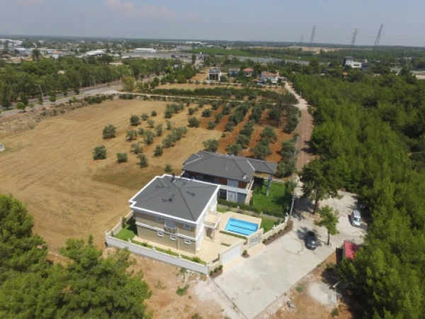 Resale property in Dosemealti (Antalya) - 525 sqm