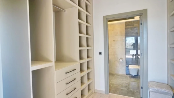 Resale property in Dosemealti (Antalya) - 490 sqm