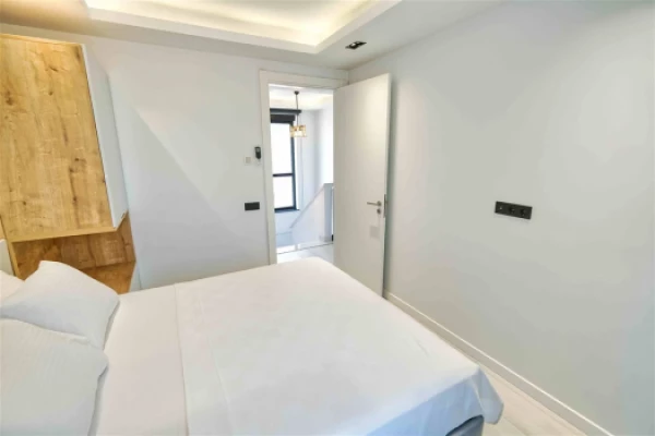 New-build property 4+1 duplex in Kemer - 450 sqm